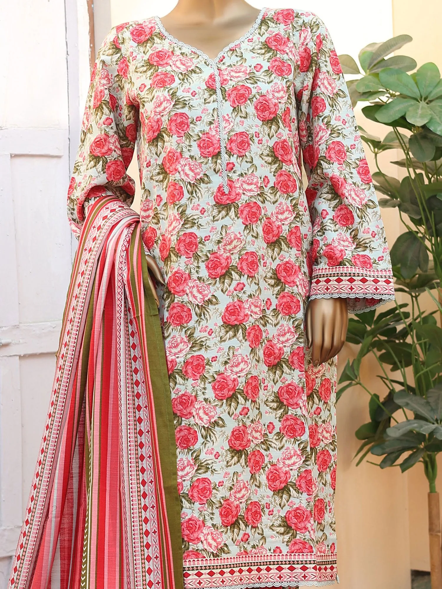 Bin Saeed Khaddar Pink Roses 3-Piece Suit