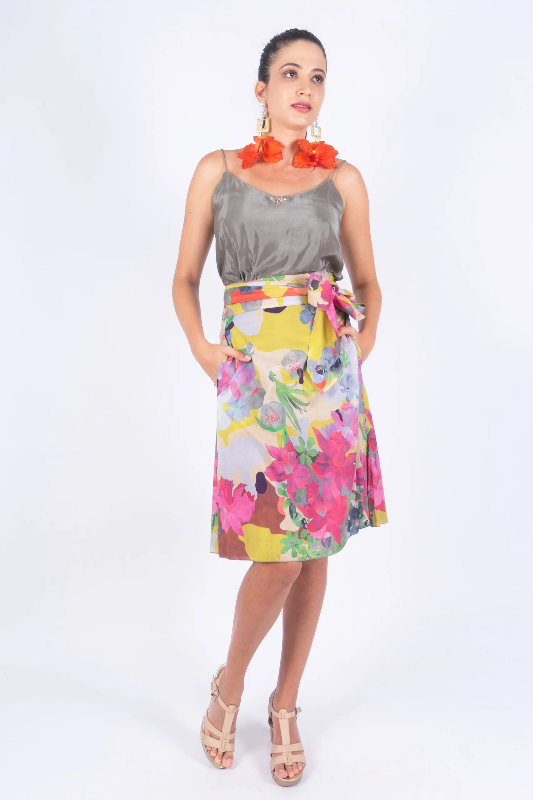REVERIE Mid Skirt by KonaCoco