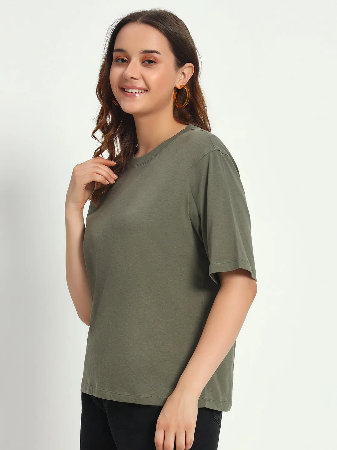 Women Green Solid Round Neck Pure Cotton T-Shirt