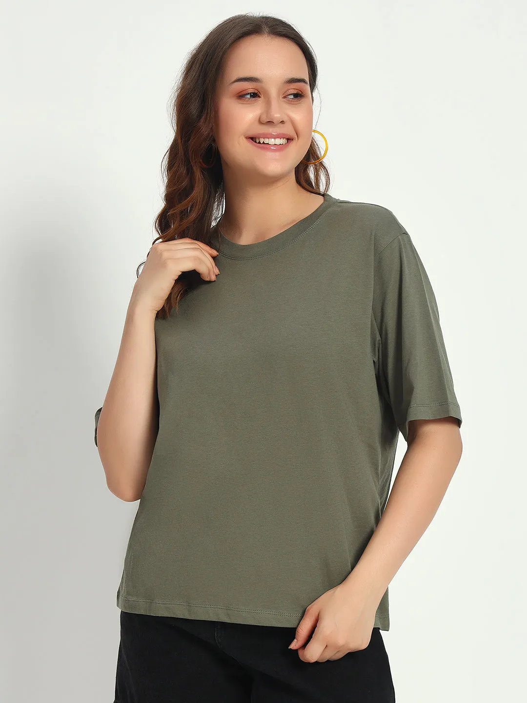 Women Green Solid Round Neck Pure Cotton T-Shirt